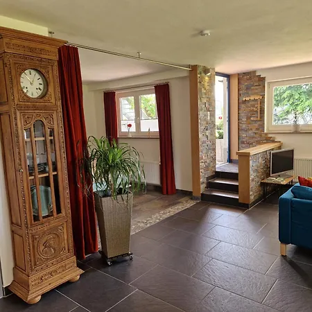 Loehgarten Appartement Kleinmaischeid